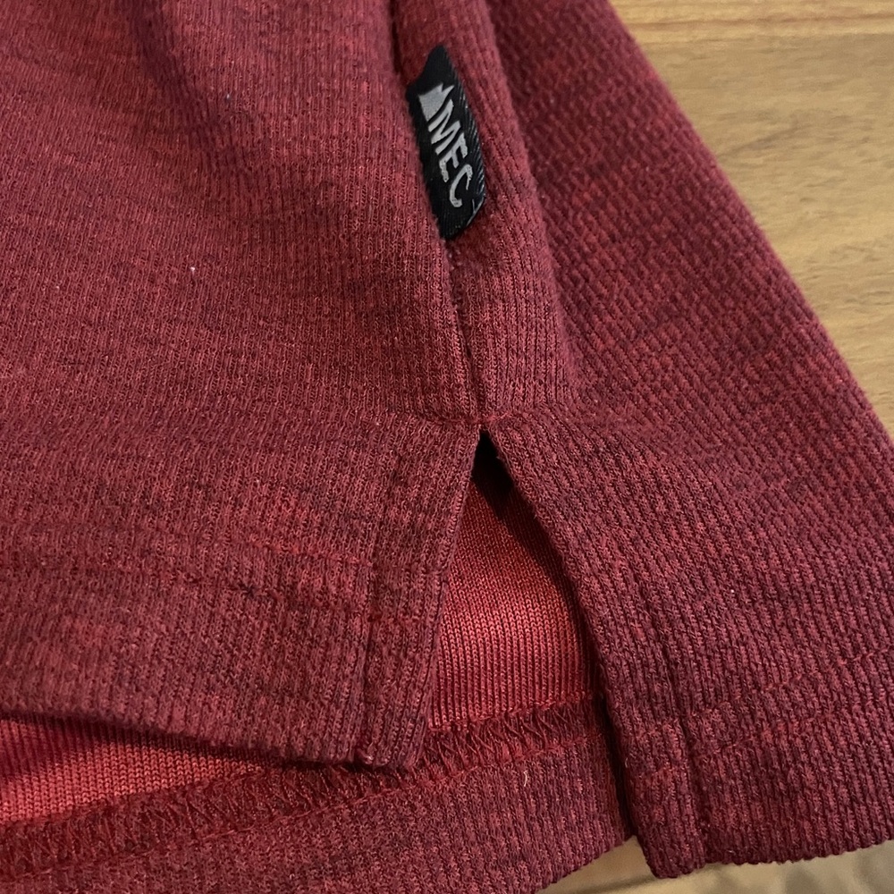 Women's Rust Red button up crew neck short sleeve top MEC - Picture 5 of 5